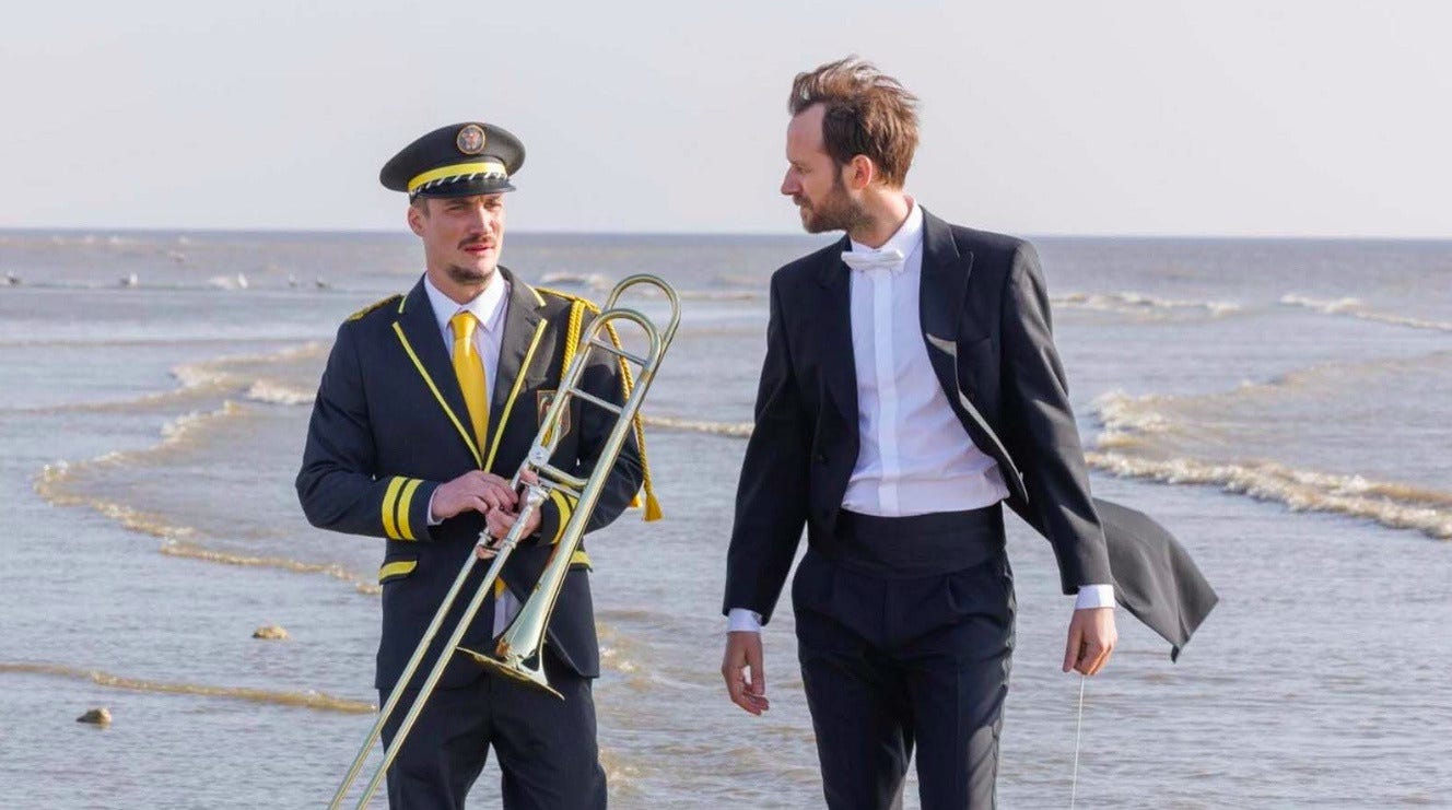 En Fanfare de Emmanuel Courcol, protagonizado por Benjamin Lavernhe:  trailer - Sortiraparis.com