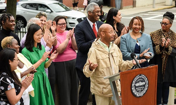 Mayor Wu and other car-free advocates at a press conference