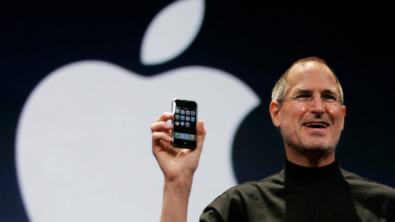 Esses são os dois primeiros protótipos do iPhone, feitos para impressionar  Steve Jobs [vídeo] - Tudocelular.com