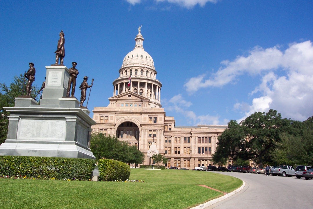 Texas State Capitol Image: Texas State Capitol Wikimedia Commons user Tania Dey / CC BY-SA 4.0 https://commons.wikimedia.org/wiki/File:%27Texas_State_Capitol_at_Austin%27_by_Tania_Dey.JPG.