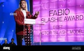 USA.Fabio in a scene from the (C)Paramount Pictures film : Zoolander  (2001). Plot: At the end of his career, a clueless fashion model is  brainwashed to kill the Prime Minister of Malaysia.