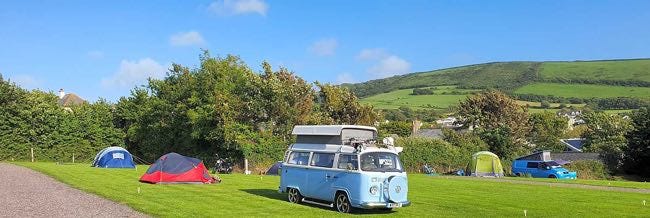 Living as a nomad on a campsite