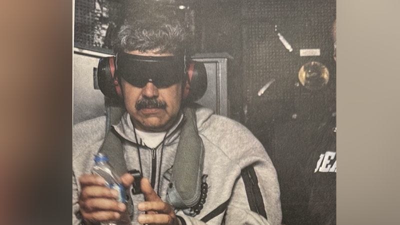 CNN analyst breaks down photo of Maduro in custody