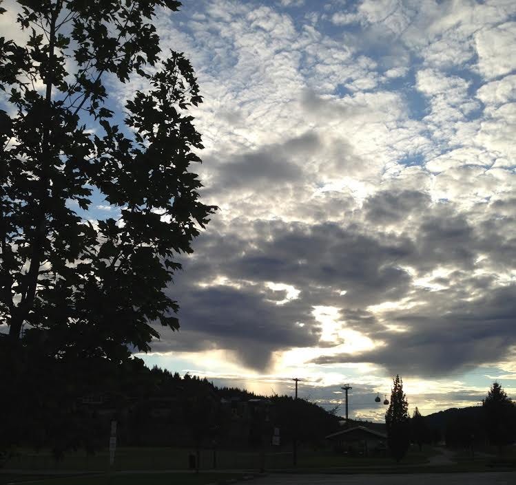 solo artist's date sky