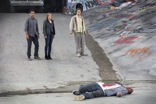 fear the walking dead amc details 205 fear the walking dead amc details 205
