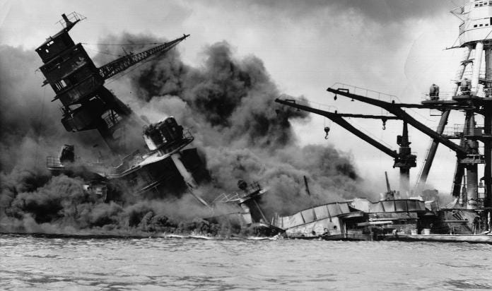 A large ship that is being hit by a large ship
Description automatically generated with medium confidence A large ship that is being hit by a large ship
Description automatically generated with medium confidence