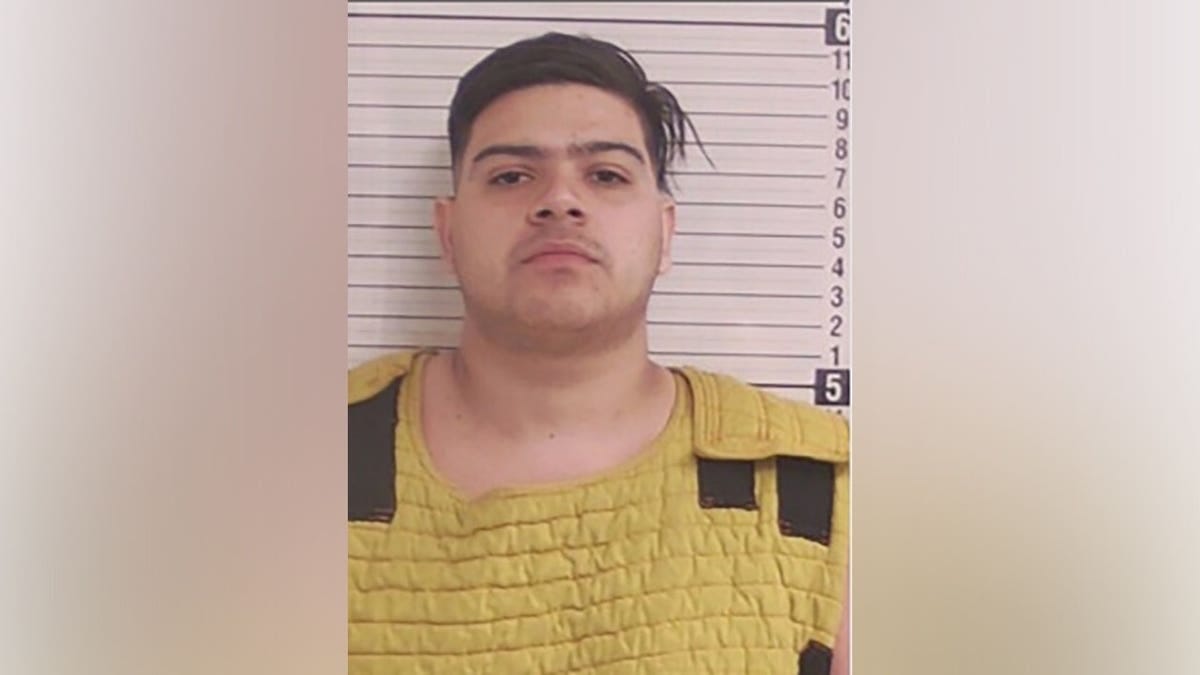 Florida illegal immigrant Carlos Suarez-Contreras charged in Deborah Murphy's death Florida illegal immigrant Carlos Suarez-Contreras charged in Deborah Murphy's death