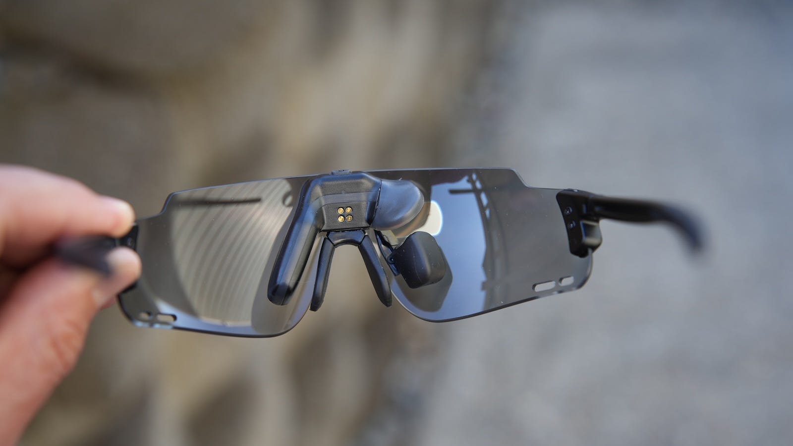 ENGO 2 Photochromic: PRs powered by glasses