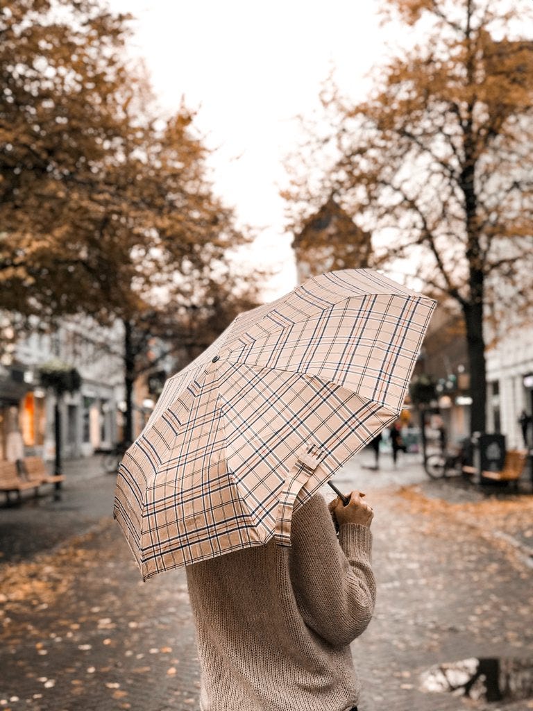 Living the Season: What’s Your Vision for Autumn in Midlife?