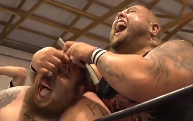 [Screenshot: Otis Cogar and his emotional support straigt razor]
