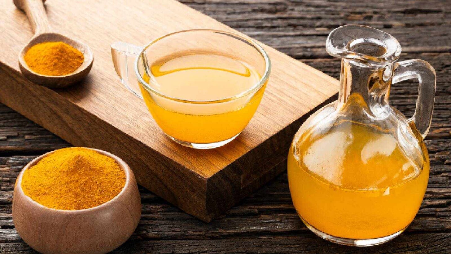 Turmeric water: Benefits, How to make, when to drink | HealthShots Turmeric water: Benefits, How to make, when to drink | HealthShots