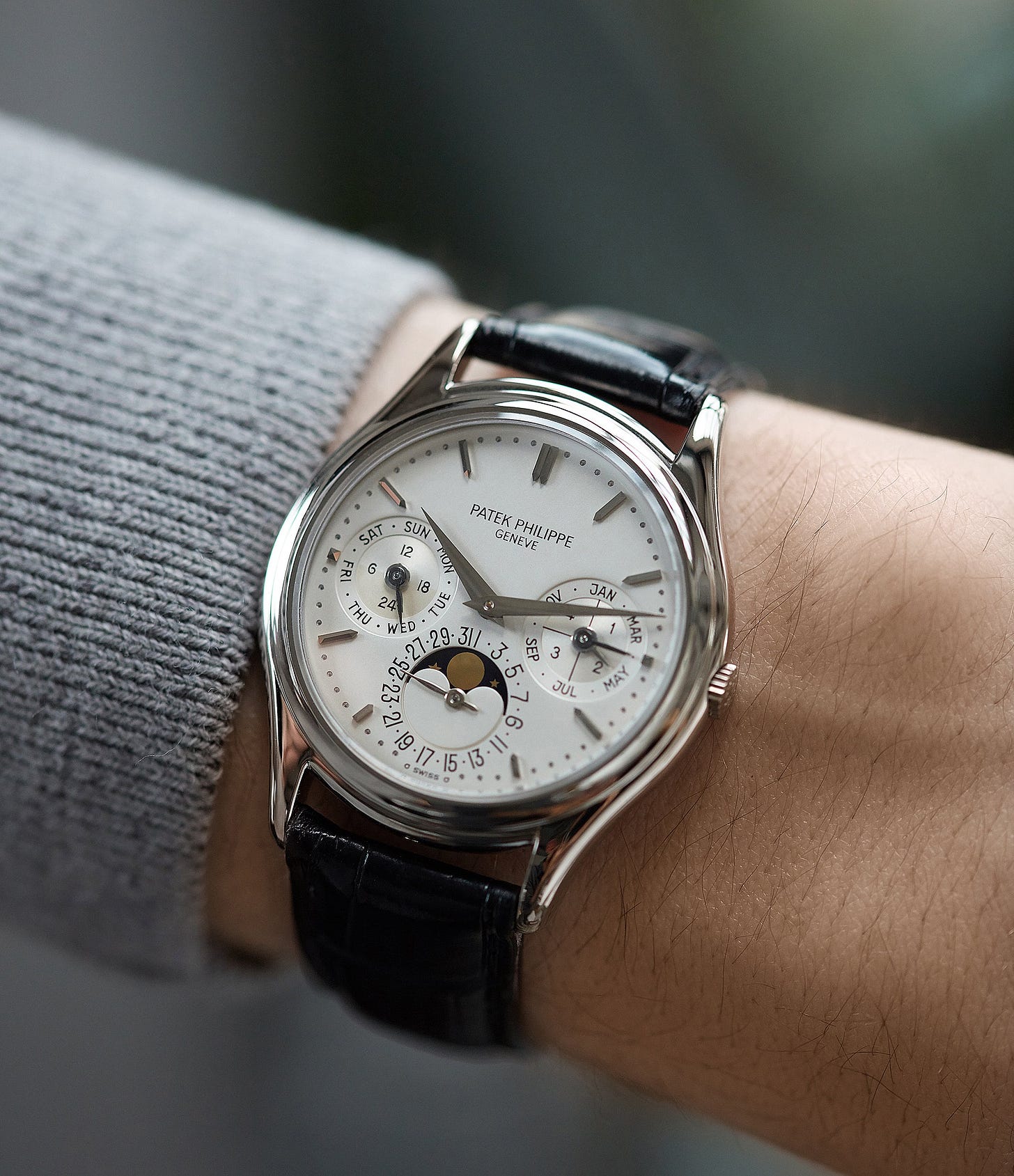 Patek Philippe Perpetual Calendar 3940G watch | Buy Patek Philippe – A ...