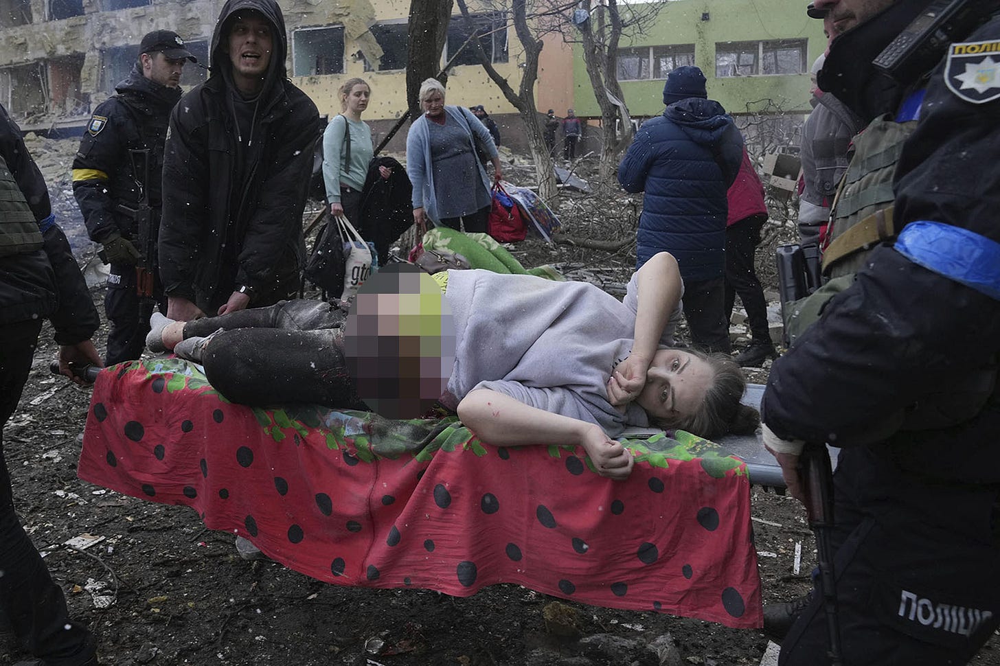 Pregnant Ukrainian woman from maternity hospital dies Pregnant Ukrainian woman from maternity hospital dies