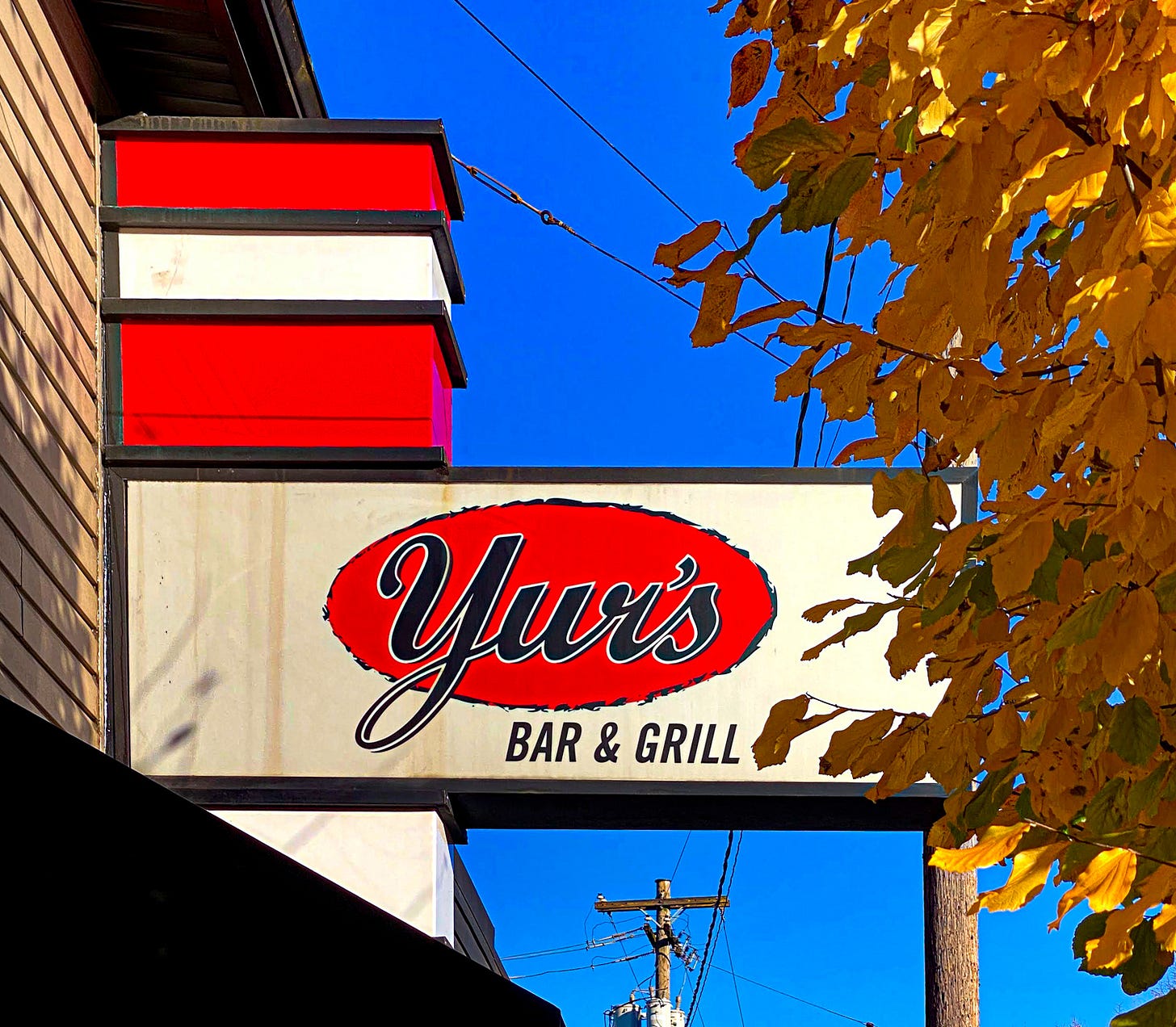 Yur's Bar & Grill - Portland Dive Bars