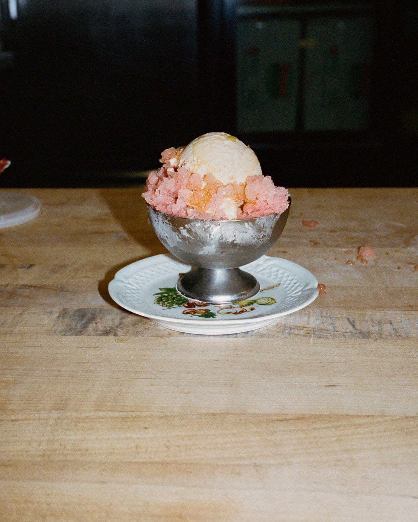 The Quarter Sheets' peach ice cream coupe