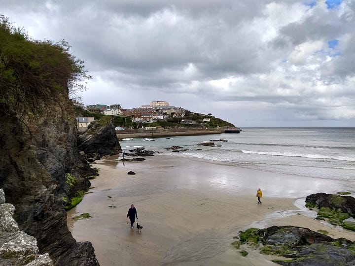 From Murder Between the Tides