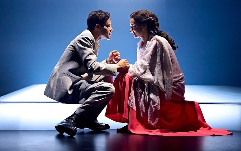 Oedipus at the Old Vic review: Bewildering chaos with Rami Malek strangely  mannered | The Standard