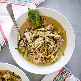 Green Curry Chicken With Zucchini Noodles