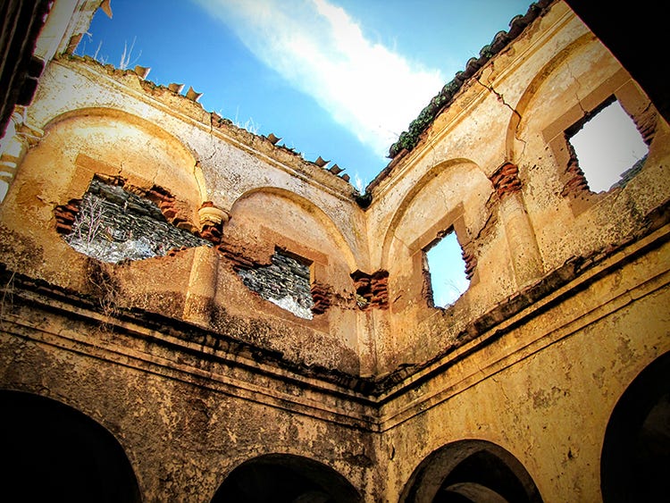 Convento San Isidro de Loriana Convento San Isidro de Loriana