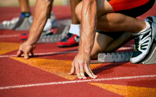 Pour être performant soyez dans les starting-block avant la course