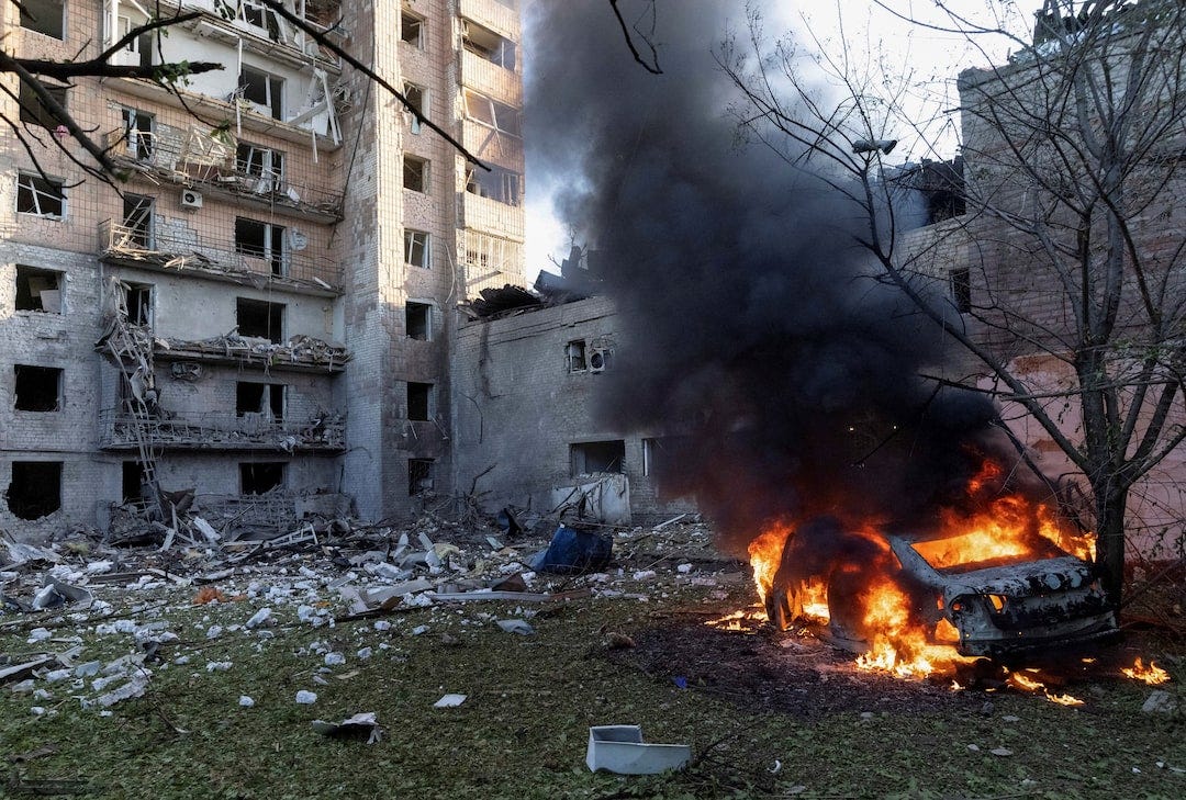 Russia threatens strikes on Kyiv defence sites, urges foreigners to leave |  Reuters