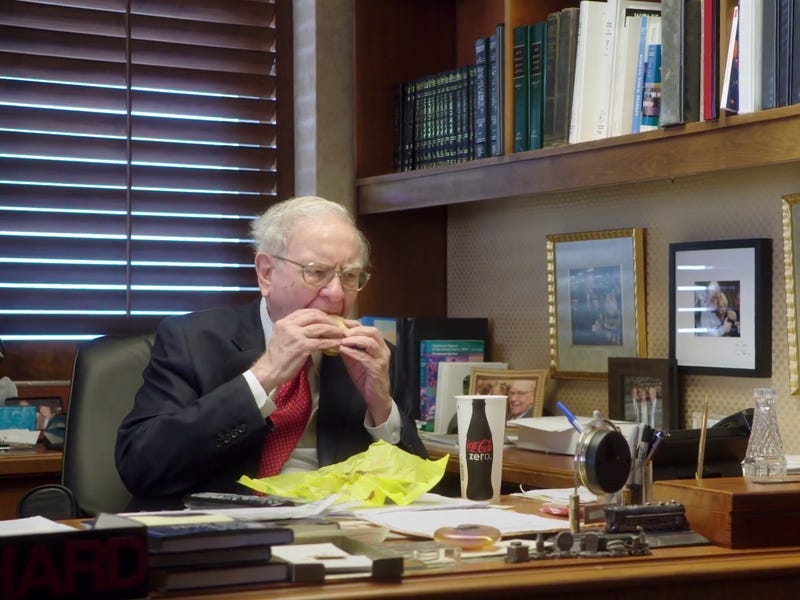 How the Stock Market Decides Warren Buffett's McDonald's Breakfast -  Business Insider