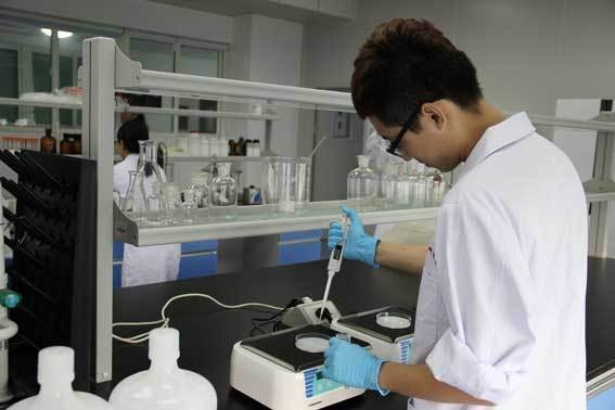 laboratory-scientists scientist