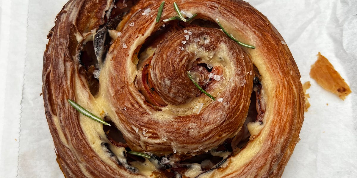 snackin' around: a round up of 2025 faves