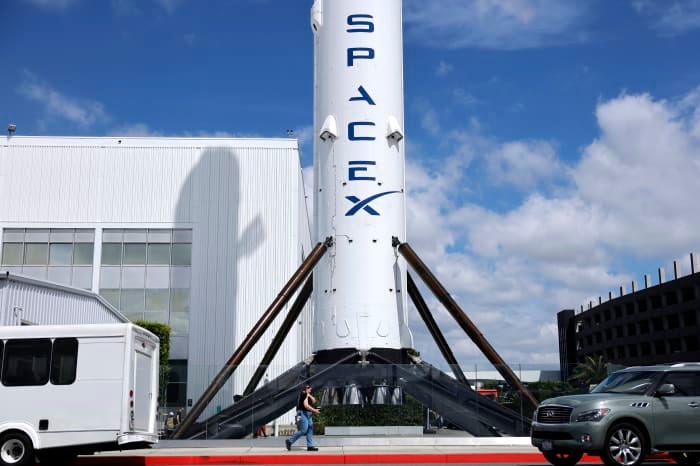 SpaceX Is Getting Closer to Its Record-Breaking IPO - Barron's