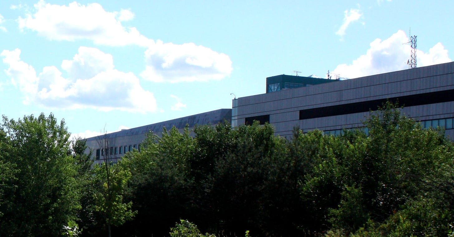 https://upload.wikimedia.org/wikipedia/commons/e/eb/CSIS_Ottawa_Building_Ogilvie_Canadian_Security_Intelligence_Service_%2850182903412%29.png?utm_source=commons.wikimedia.org&utm_campaign=index&utm_content=thumbnail_unscaled