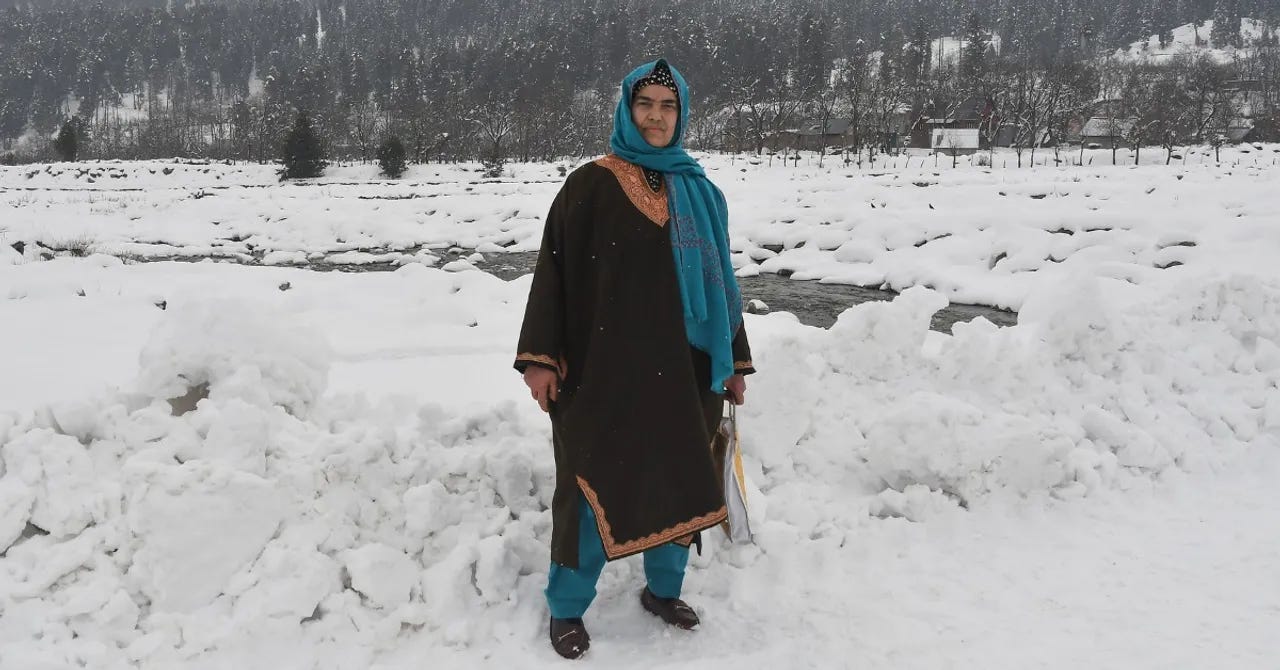 For 30 Years, a Kashmiri Postwoman Has Braved Harsh Winters to Keep Her Village Connected