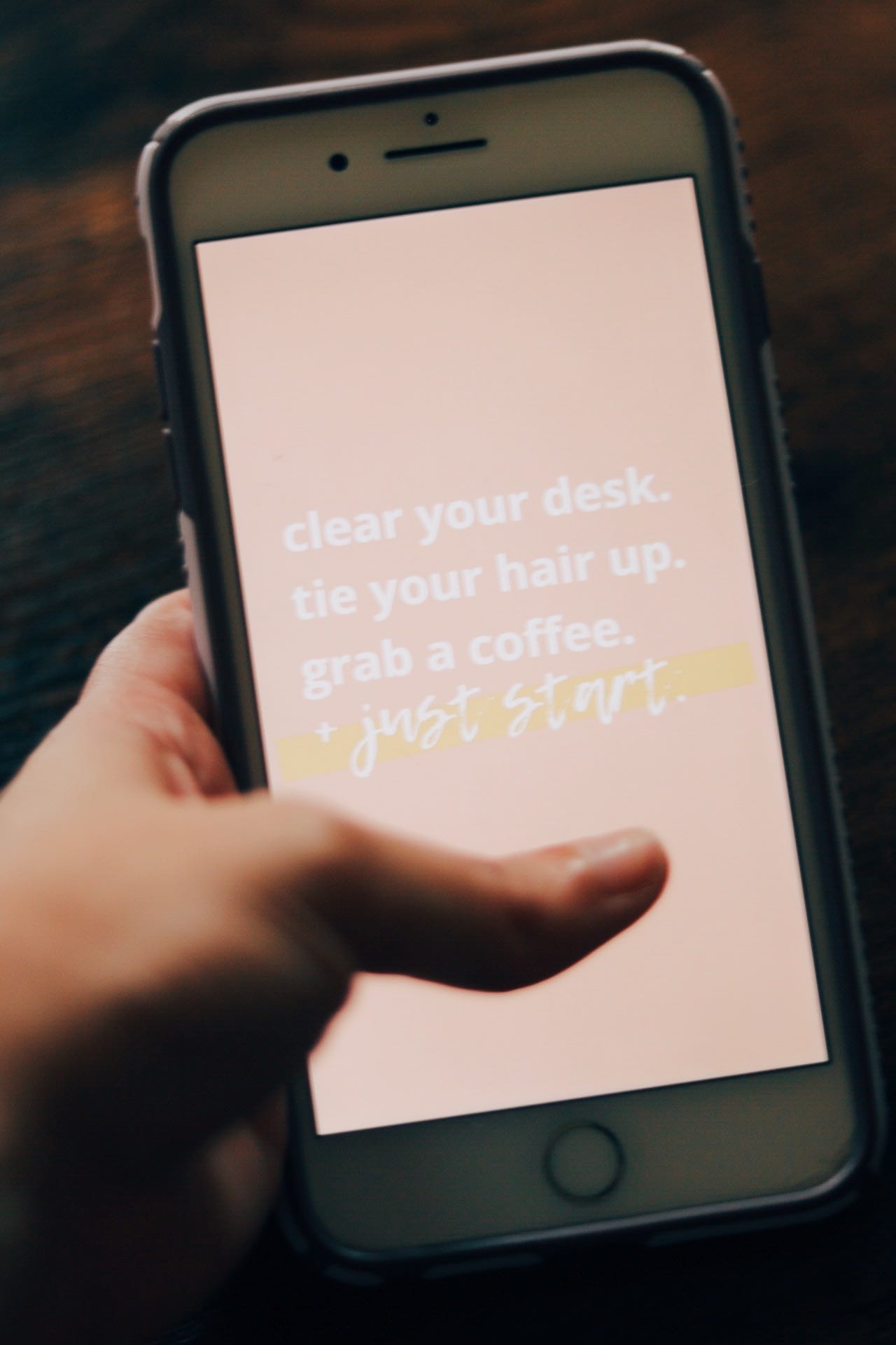 free iPhone backgrounds, monthly free iPhone backgrounds, email newsletter for women, am coffee collective