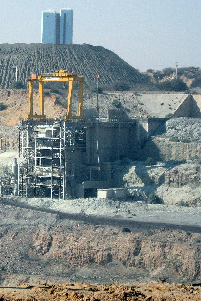 Jwaneng Mine Buildings.jpg