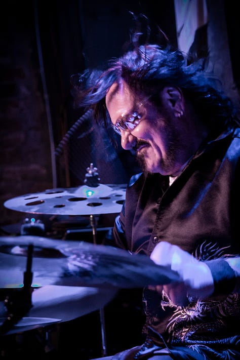 Hellen Bach / photo by Troy Larson © FallstownFUSE