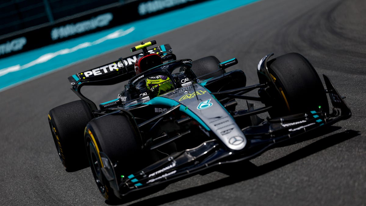 Mercedes-AMG Petronas F1 ×  M F1: Mercedes posts record £636m revenue despite fourth-place finish