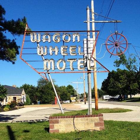Picture gallery of Route 66 iconic attractions