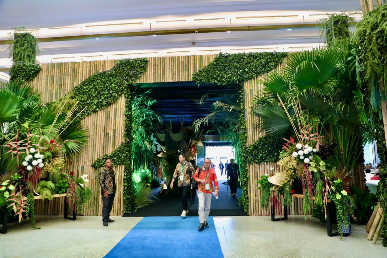 Delegates at the Indonesia Sustainable Forum 2025 in Jakarta stand near a bamboo installation symbolizing resilience and sustainability — highlighting bamboo’s role in green growth, community empowerment, and climate action across Southeast Asia. Delegates at the Indonesia Sustainable Forum 2025 in Jakarta stand near a bamboo installation symbolizing resilience and sustainability — highlighting bamboo’s role in green growth, community empowerment, and climate action across Southeast Asia.