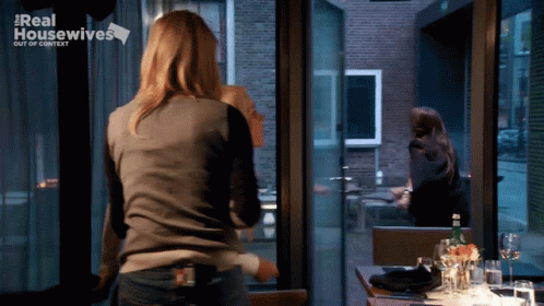 Kyle Rhobh Running Out Kyle Richards GIF - Kyle Rhobh Running Out Kyle  Richards Escape - Discover & Share GIFs