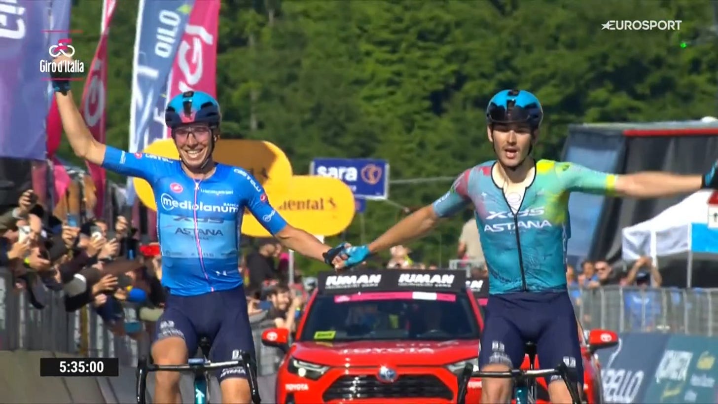 Giro d'Italia 2025, Christian Scaroni anticipe Lorenzo Fortunato sur XDS La  journée de rêve d'Astana ! - VéloPro.fr