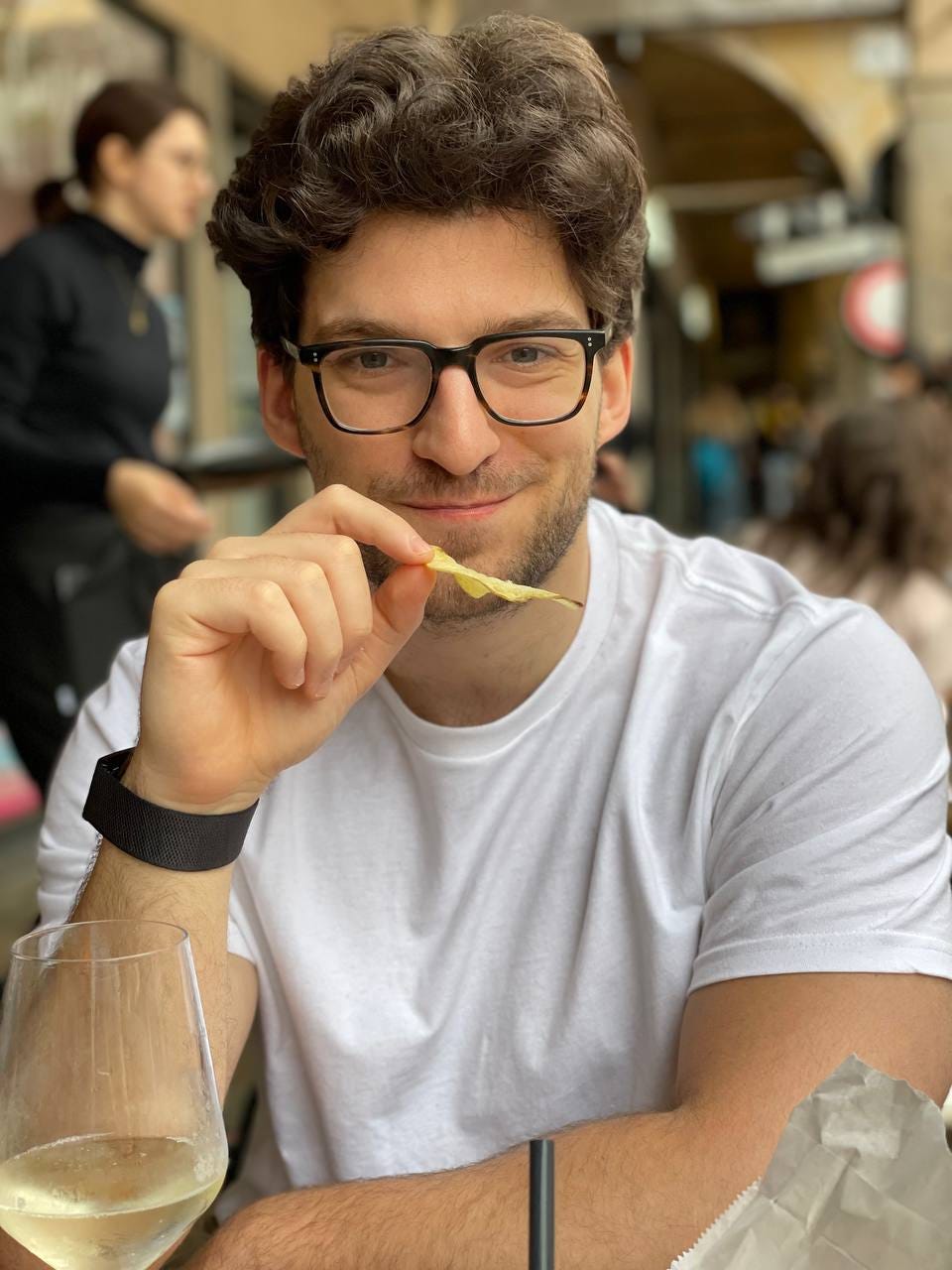 Substack profile picture for @fowl