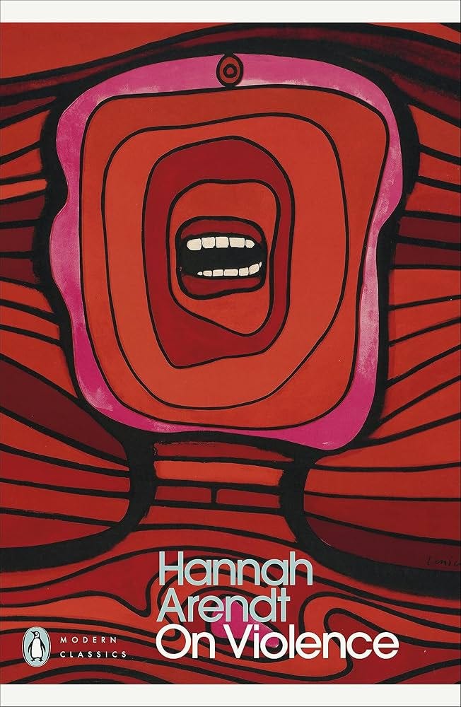 Hannah Arendt On Violence (Penguin Modern Classics) /anglais: ARENDT  HANNAH: 9780241631645: Amazon.com: Books