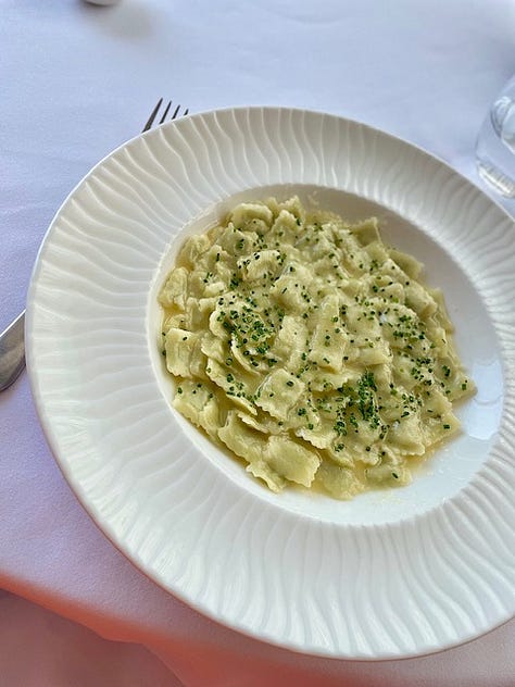 Dubai restaurants - FooDiva - #UAERestaurantsUnite