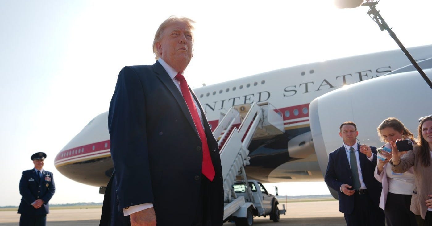 Secret Service advised Donald Trump to not fly Qatari-gifted Air Force One Secret Service advised Donald Trump to not fly Qatari-gifted Air Force One