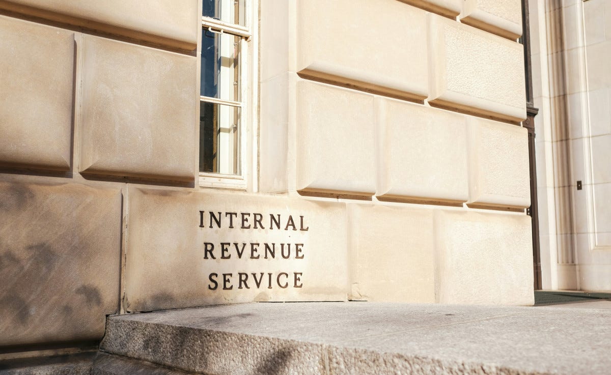 Building with the words  ‘Internal Revenue Service’ on it