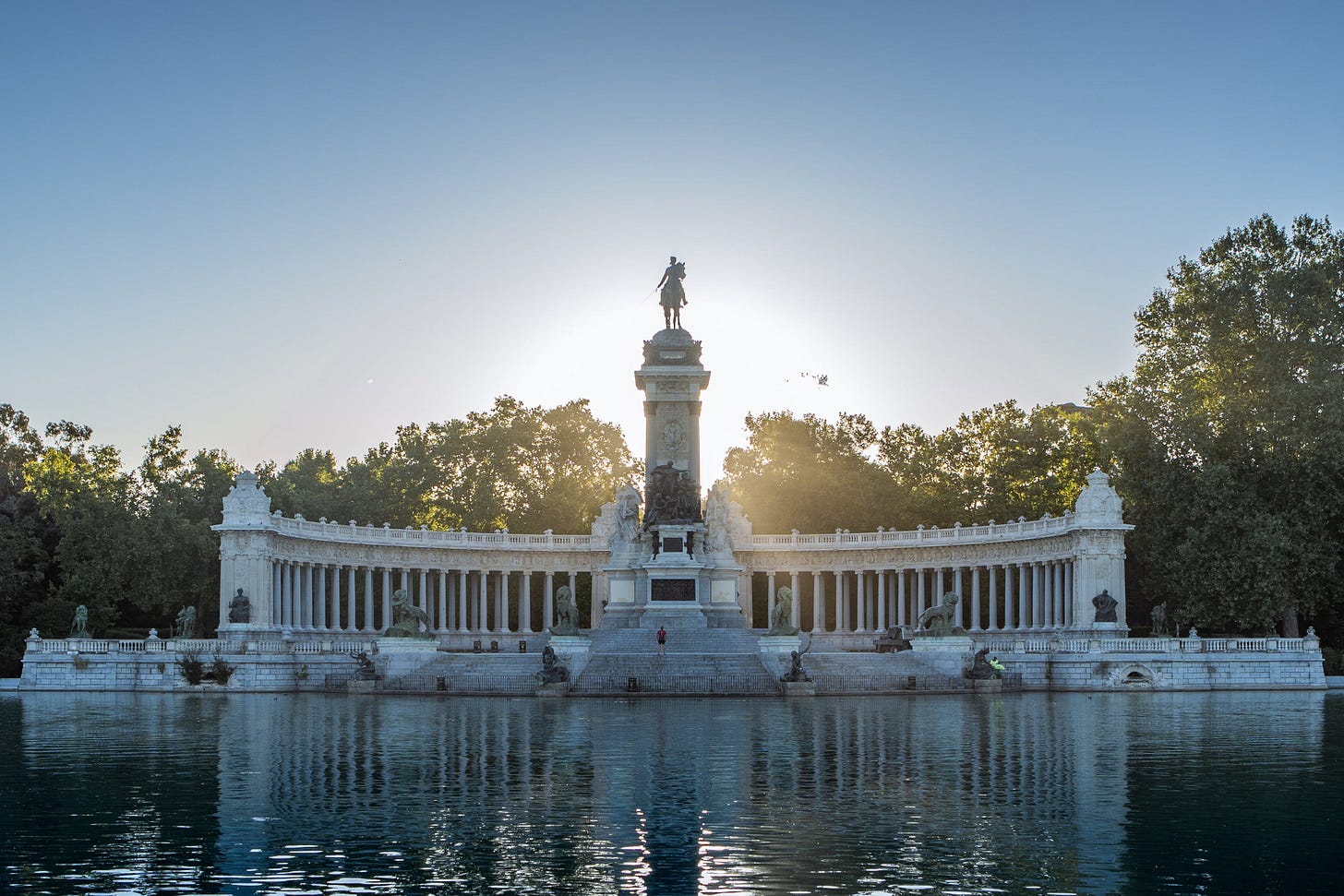 Paisaje de la luz: Paseo del Prado y El Retiro – Walkaround Paisaje de la luz: Paseo del Prado y El Retiro – Walkaround