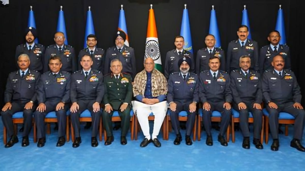 Operation Sindoor Showed India's High-Impact, Short-Duration Capability: Rajnath  Singh At Air Force Commanders' Conclave – RNA – Research, News & Analysis
