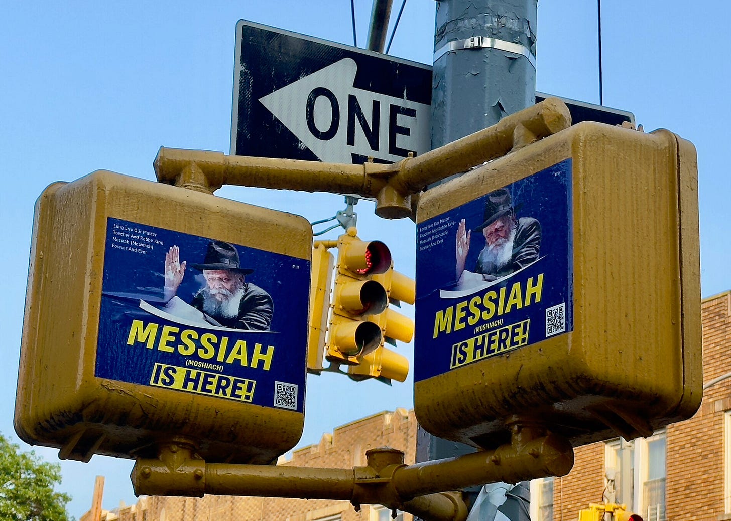 jewish tunnels nyc chabad rebbe 770 elie lichtschein 