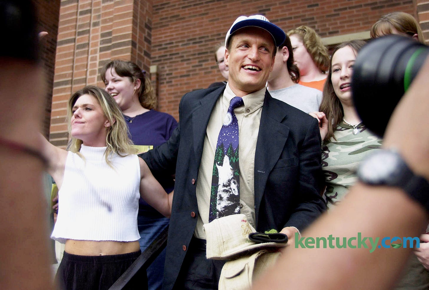Woody Harrelson's Kentucky hemp battle, 2000 | Kentucky Photo Archive