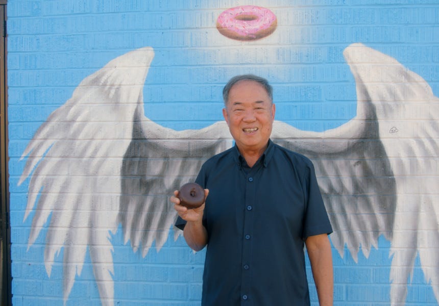 Image result from https://www.broadsheet.com.au/melbourne/entertainment/article/watch-delicious-and-surprisingly-deep-doco-about-doughnuts