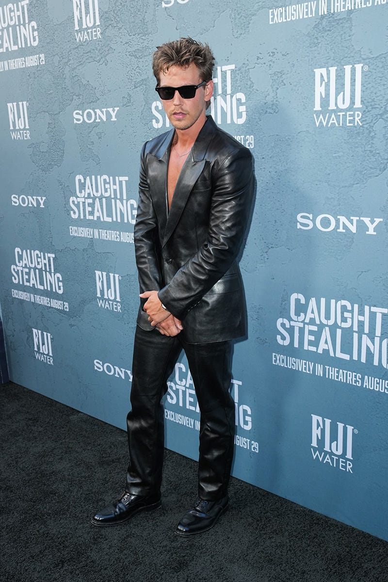 Caught Stealing' New York City Premiere Celebrity Style [PHOTOS]